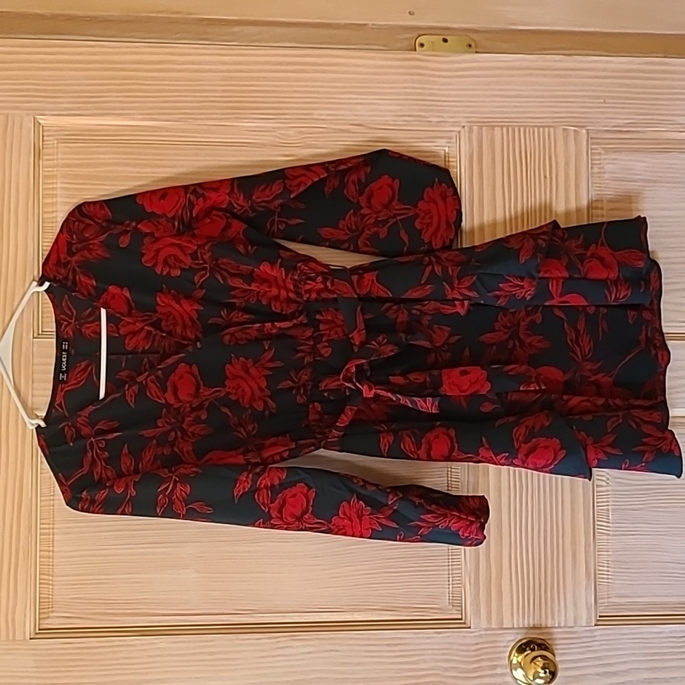 Uguest floral dress